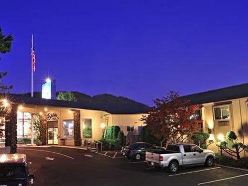 Hotel 6-grants Pass, Or 2*